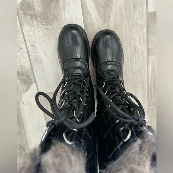 Avenue Yvette Cold Weather Boot - Picture 7 of 13